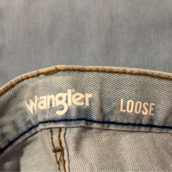 2/$20 Wrangler Light Wash Denim Jeans - Picture 4 of 5